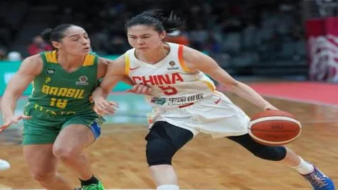 湖人客场不敌公牛，吉迪绝杀惊魂！央视网捕捉比赛高潮